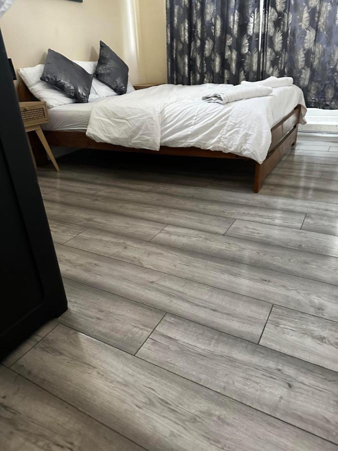 Bloomsbury Apartments - Edgware London Εξωτερικό φωτογραφία